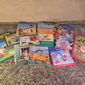 Lot of 12 Children's Kids Books